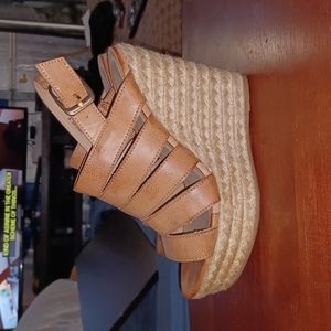 BAMBOO Women's Tan Wedges 8 1/2
